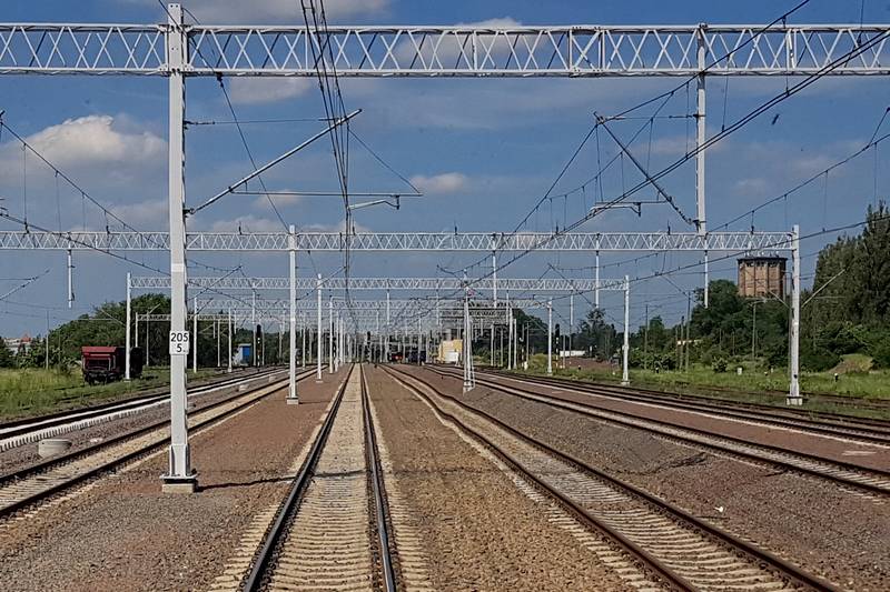 Implementarea rețelei de telecomunicații de-a lungul liniei de cale ferată E-20