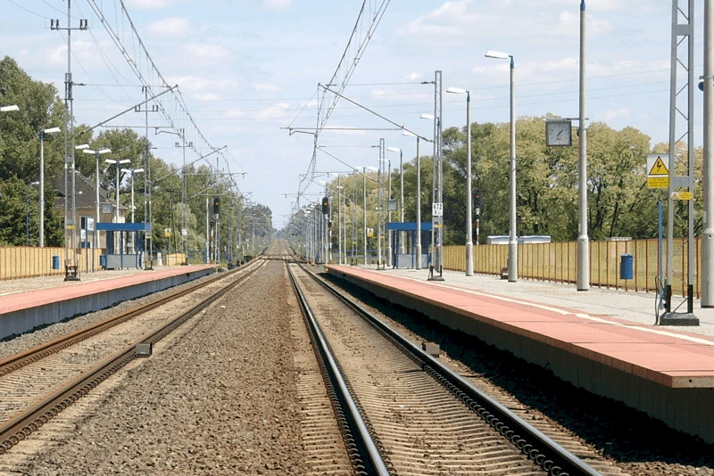 Modernization of the E-20 railway line
